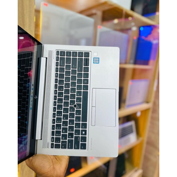 Ordinateur PC HP ELITEBOOK 840 G6 Core i5-8350U/SSD 512gb/RAM 08gb/Ecran 14"/Clavier lumineux Prix : 225000FCFA Benin|Cotonou